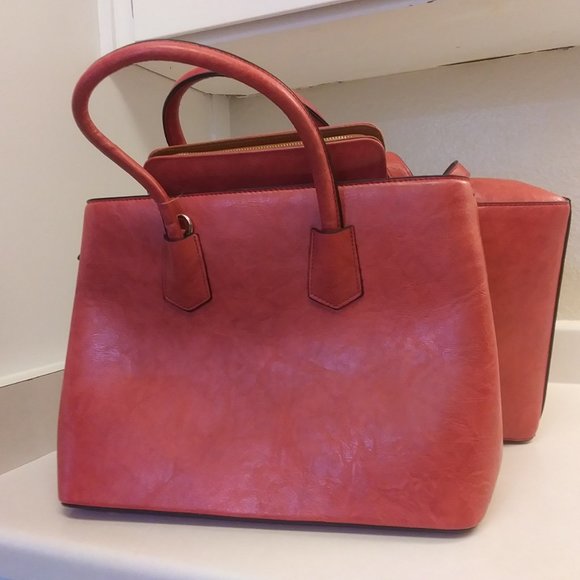 Isabelle Handbags Vegan 3 in 1 Satchel and wallet set - Picture 4 of 9